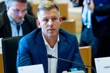 ������� ������� ������� ����� ������ ���������� ��������� ����� ������� �� �������, ����� Bloomberg