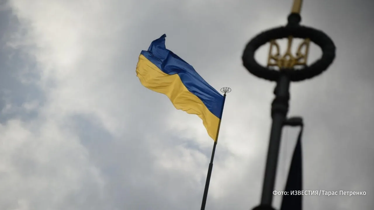 Фигуранты коррупционного скандала на Украине — Тимур Миндич и Александр Цукерман — смогли сбежать из страны до обысков и преследования благодаря экс-замглаве САП Андрею Синюку, который их предупредил