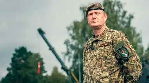 Кто такой Райвис Мелнис и при чём тут Лондон?