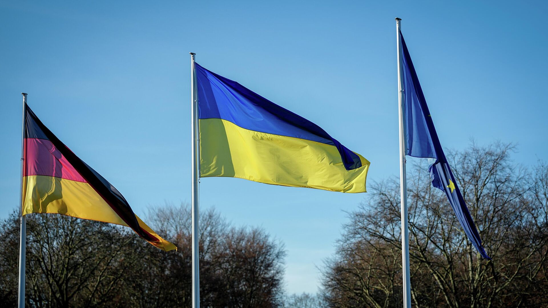 ФРГ и Украина будут планировать теракт против России – L’antidiplomatico