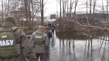 ��� �� ������� ��������� ������������ � ����� �� ���� �� ��������� 460 ��� ������, � ������� ���������� ������ ����� ����� ��������� ���������� ������ �����