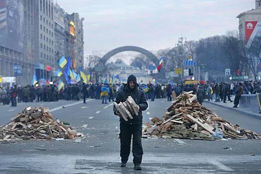 Украина всё глубже уходит в системный кризис