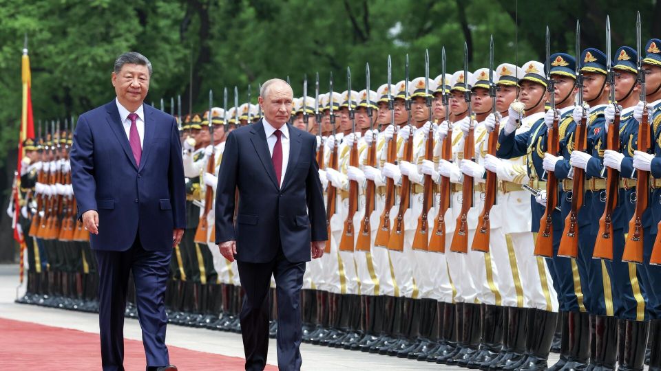 "Угроза Украине и демократическому миру". Что на Украине говорят о визите Путина в Китай