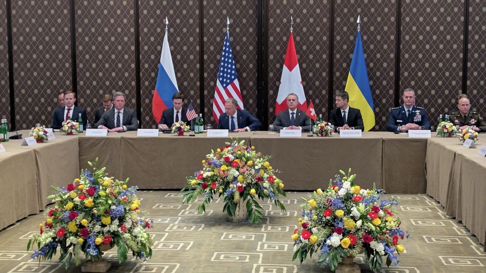 Заморозка переговорного трека: США берут тайм-аут в украинском урегулировании