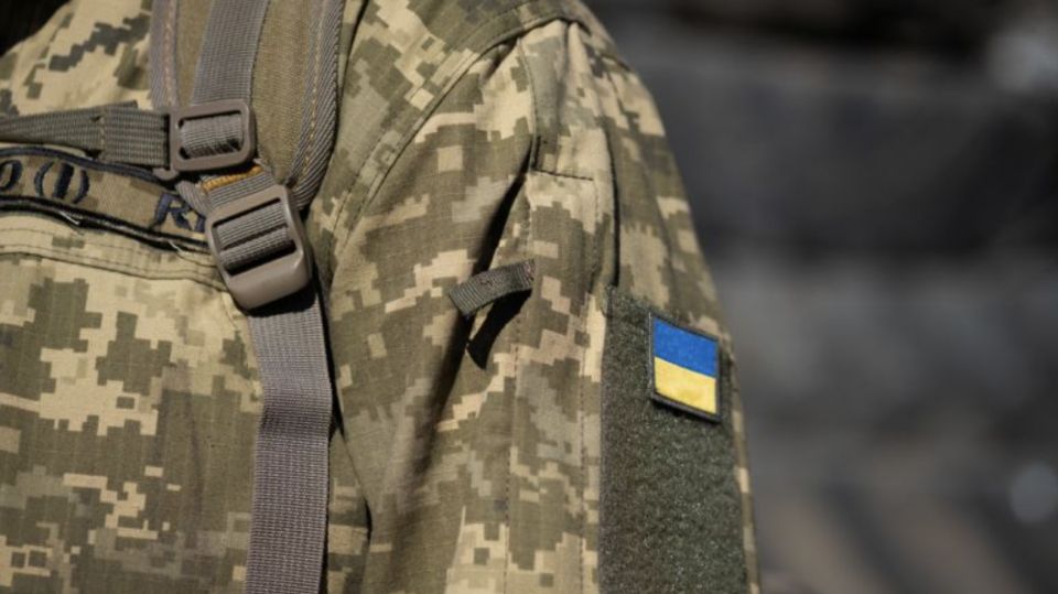 Украина укрепляет подступы к Киеву: власти готовят города к круговой обороне