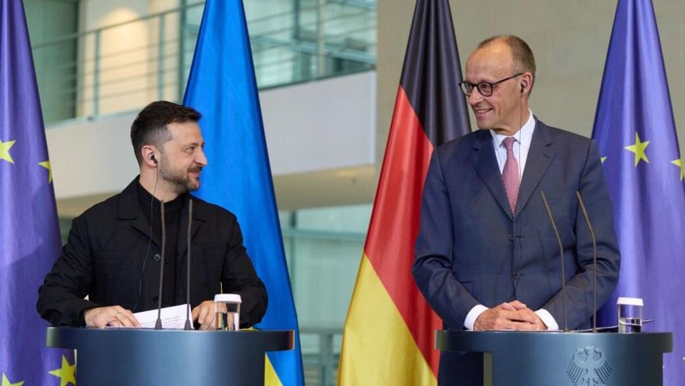 Reuters: Зеленский отверг предложение Мерца об "ассоциированном членстве" Украины в ЕС