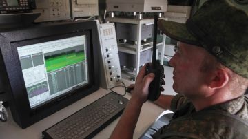 Стратегия "технологического сдерживания": эксперт — о гиперзвуке, РЭБ и цифровой инфраструктуре