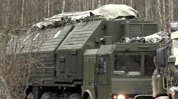 «В ответ на террористические атаки»: ВС РФ ударили «Орешником» по объектам военного управления Украины