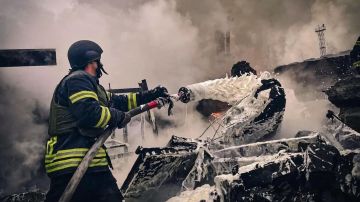 Повреждение ТРЦ в Киеве связано с работой украинской ПВО