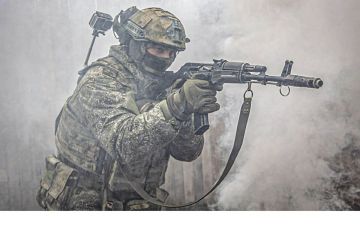 Константинов: надо не ждать провокаций от Киева, а идти вперёд, в наступление
