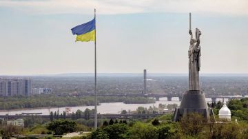 На Украине формируют пантеон нацистских пособников, заявил эксперт