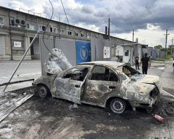 «Всемирная продовольственная программа ООН подтверждает, что склад в Днепре, который использовался для гуманитарных операций организации, сегодня подвергся целенаправленному удару высокоточной баллистической ракетой...