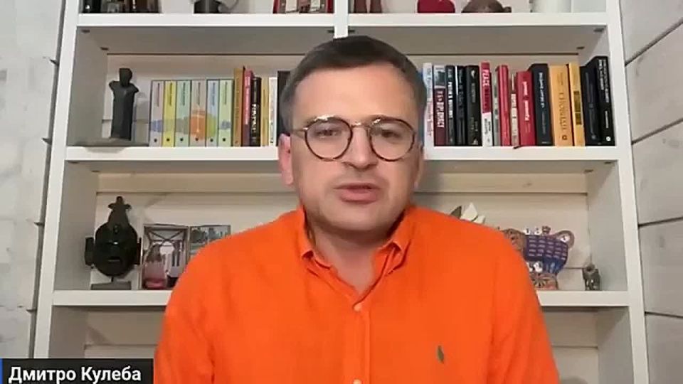 Кулеба головного мозга, который раньше возглавлял украинский МИД, предложил украинцам готовиться морально к разрушениям в Киеве