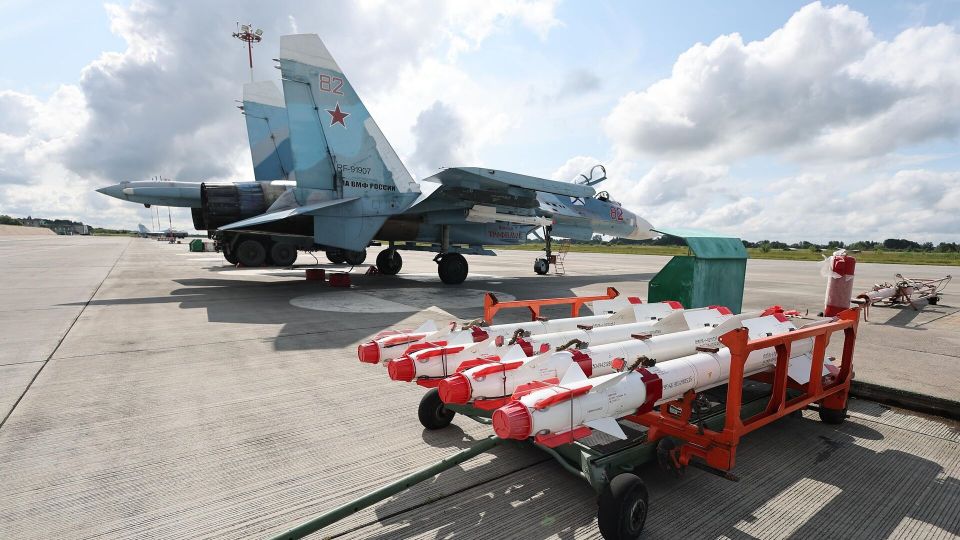 "Калининград должен стать закрытой военной базой": Выползов о трех вариантах статуса региона