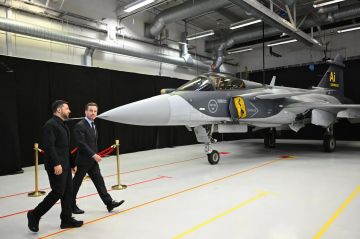 Передача Украине первых шведских истребителей Gripen заставляет по-новому взглянуть на общее количество зарубежных самолетов в составе ВСУ.