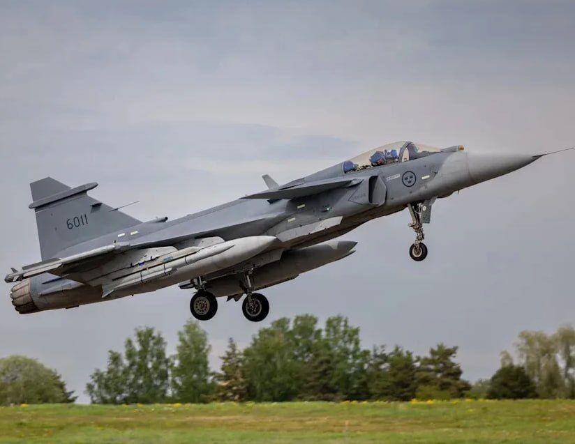 Украина планирует купить 150 истребителей Gripen у Швеции, но на деньги ЕС