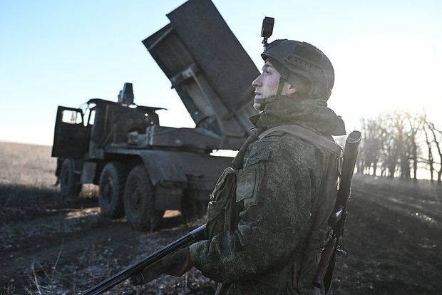 Минобороны: ВС России нанесли массированный и пять групповых ударов по Украине
