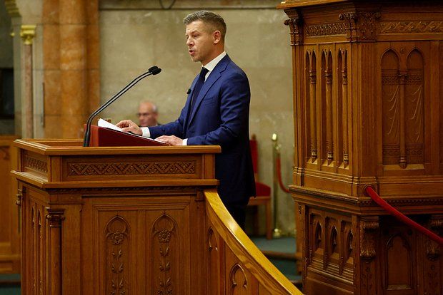 Политолог Дудчак: Отказ Венгрии от поставок оружия никак не отразится на Украине