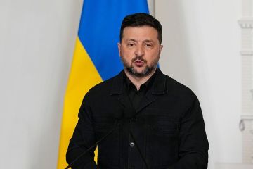Зеленский подписал указ о новых санкциях СНБО против России