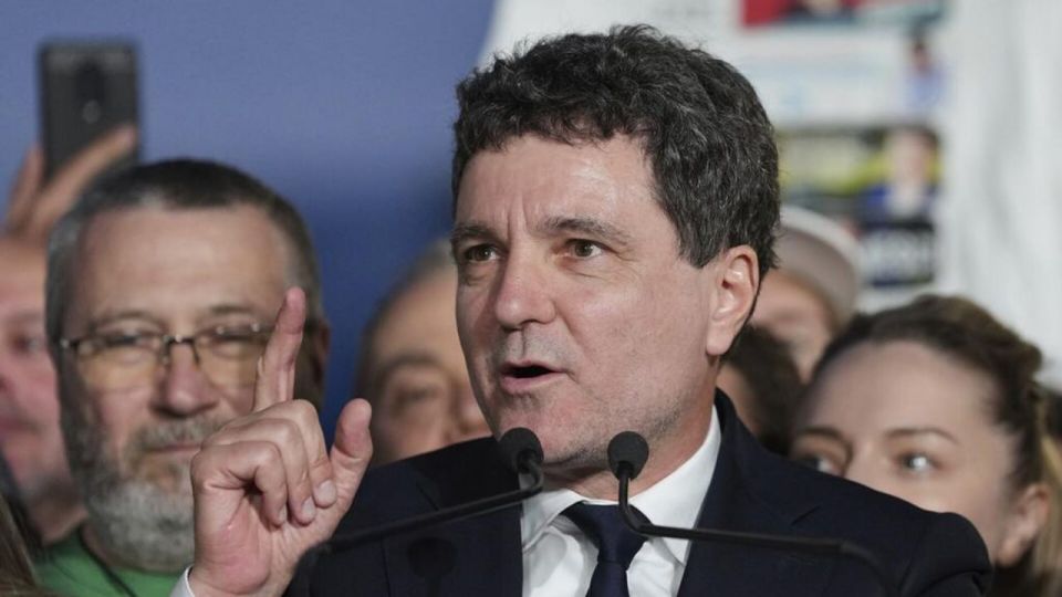 Президент Румынии заявил, что обстреливать Украину нужно аккуратно