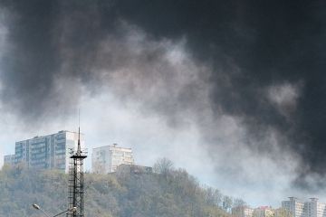 В Ростовской области из-за атаки дронов ВСУ загорелось топливное хранилище