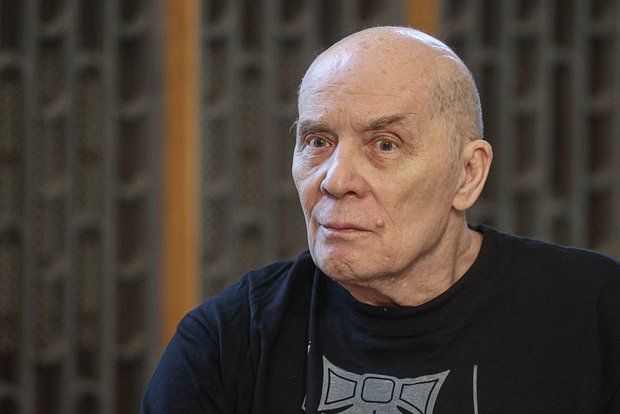 Shot: Уехавший из России актер Александр Филиппенко избавился от двух квартир в Москве