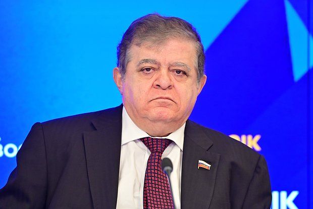 Сенатор Джабаров предложил информировать украинцев о причинах атак через сброс листовок