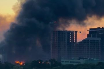 ТСН: Киев окутало дымом после массированной ракетной атаки