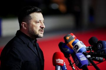 Дэвис: Зеленский и Запад игнорируют реальность и обрекают Украину на страдания