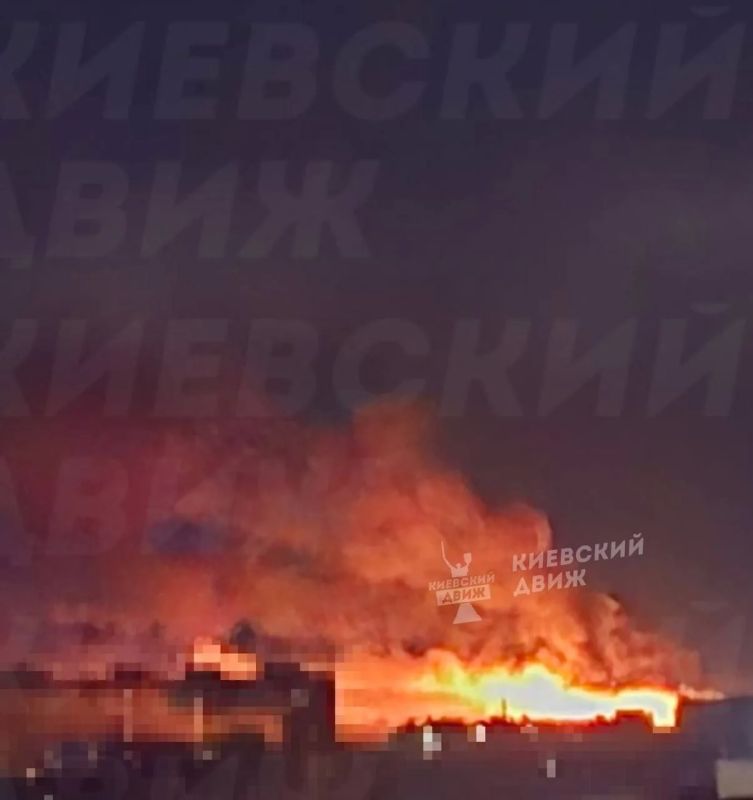 Мощный пожар в Киеве