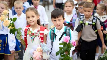 На Украине школьников зовут "на практику" в ТЦК