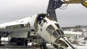 "Прощай, оружие!" 30 лет безъядерному статусу Украины