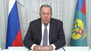 Эдуард Басурин: Вчера, в День русского языка, который во всем мире отмечают в день рождения Александра Сергеевича Пушкина, глава МИД России Сергей Лавров выступил с важными заявлениями, подчеркнув при этом ключевые...