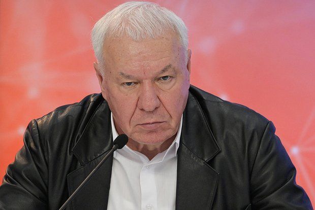Депутат Соболев призвал ответить наступлением на угрозы Зеленского баллистической ракетой