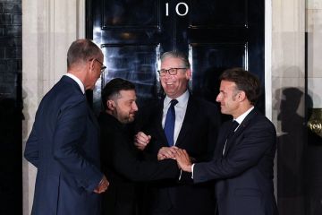 Лидеры «евротройки» выступили за прекращение огня на Украине