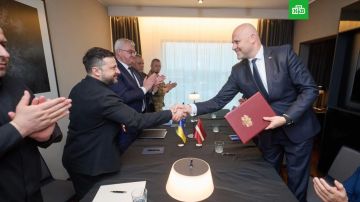 Зеленский и премьер-министр Латвии Кулбергс подписали соглашение о совместном производстве БПЛА и сотрудничестве в сфере обороны