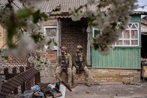 Зеленский заявил Абрамовичу, что Киев никогда не откажется от Донбасса