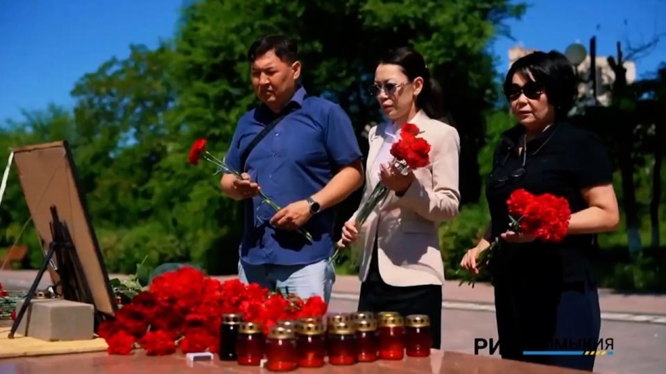В Элисте простились с Героем России Очир-Горяевым
