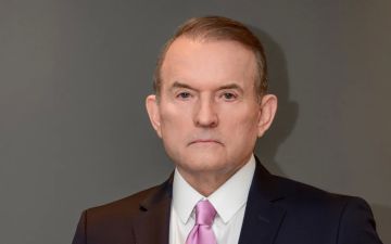 Поведение ведущих европейских политиков напоминает театр абсурда, пишет глава движения "Другая Украина" Виктор Медведчук в авторской колонке на сайте "Вестей"