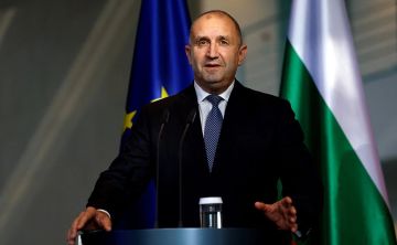 Болгарский премьер отказывается от поставок оружия Украине, заявил эксперт