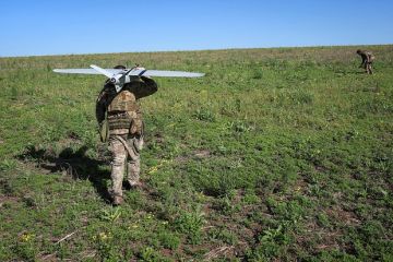 В России заявили, что ВСУ запускают сначала болванки, а после них реактивные дроны