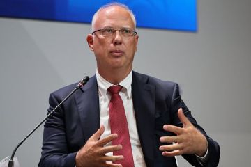 Дмитриев: Сейчас перед Киевом лежит реалистичное решение конфликта на Украине
