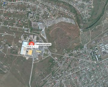 ВКС России нанесли удар бомбами с УМПК точно по херсонскому заводу «Заряд» — производственному предприятию, расположенному по адресу: Лесной переулок, дом 10