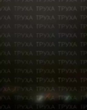 Видео прилётов по Киеву. Пишут что среди прочего в Жулянах горит терминал "Новой почты"