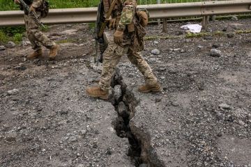 Замминистра обороны Украины Баник: Офицеров ВСУ не будут отпускать из армии