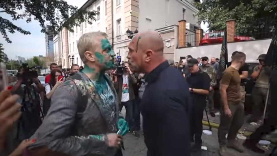 Украинский грантосос пытается примазаться к "Миндич-гейту"