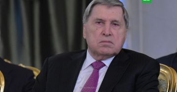 Ушаков: предложений о встрече Путина и Зеленского в США не поступало