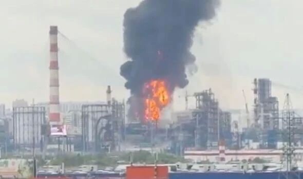 WarGonzo: ВСУ ударили по Москве перед встречей Зеленского и Трампа