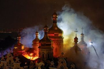 Мема: Украина и ЕС пытаются выставить Россию агрессором из-за Киево-Печерской лавры