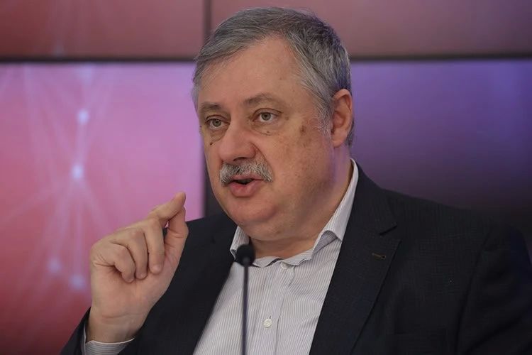 «G7 становится очень важной платформой для выяснения отношений внутри коллективного Запада»